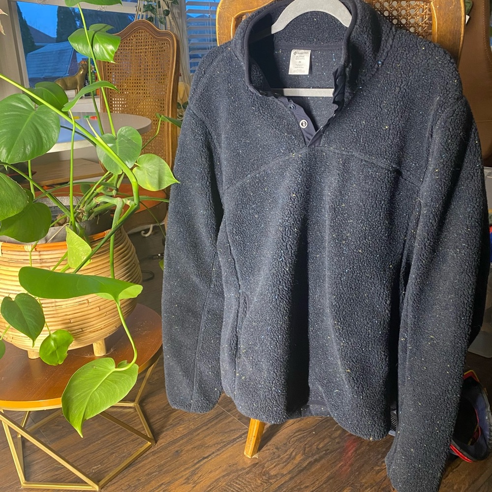Men's Black Sweater Alpine Sherpa Medium